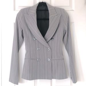 Le Chateau double breasted fitted women’s blazer